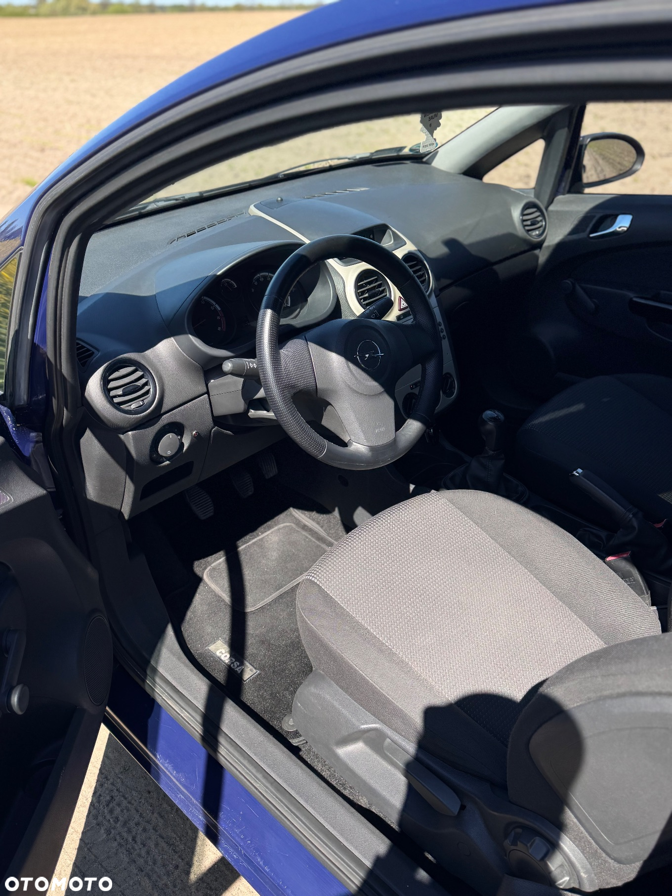 Opel Corsa 1.2 16V - 21