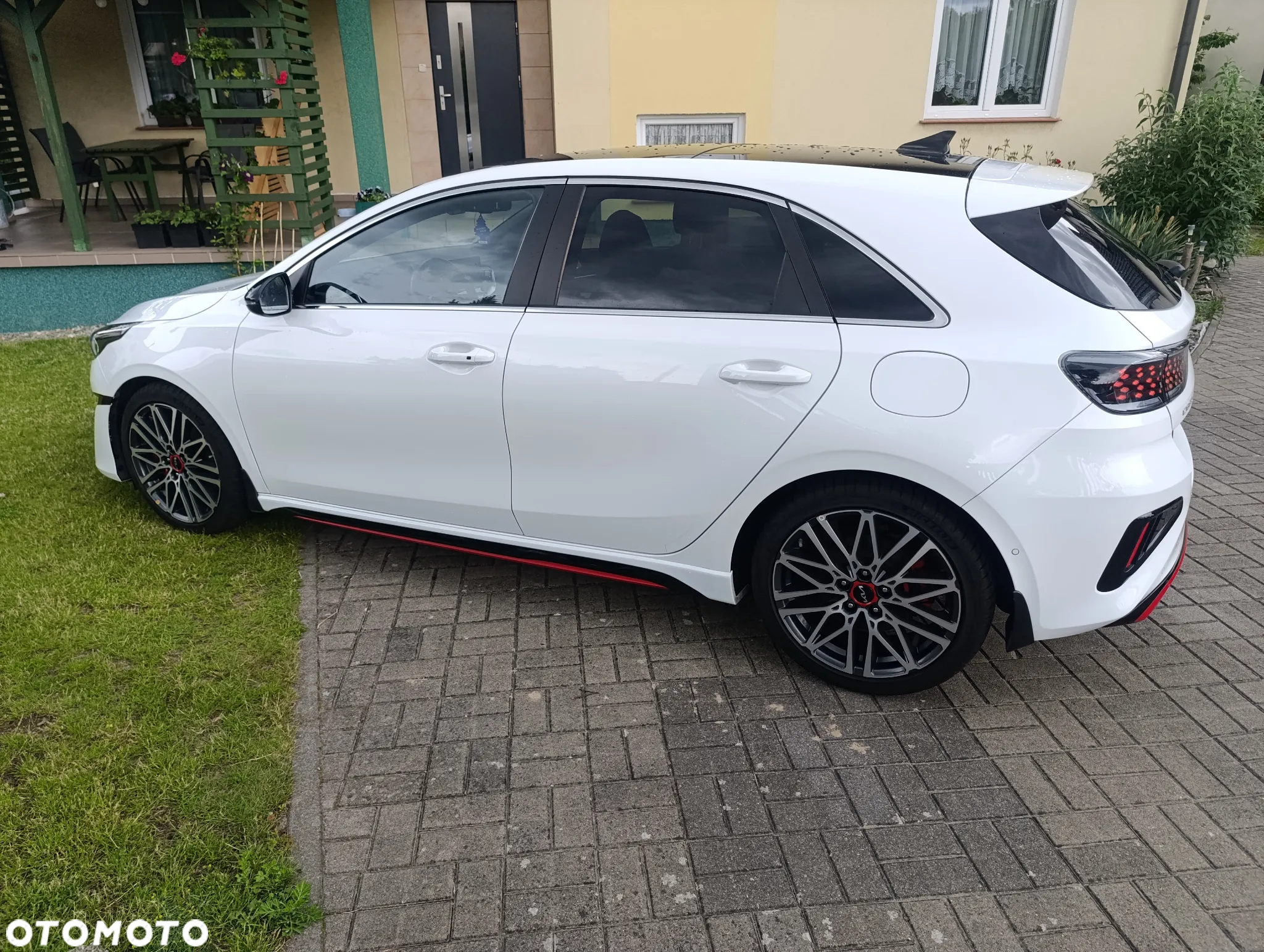 Kia Ceed 1.6 T-GDI GT DCT - 4