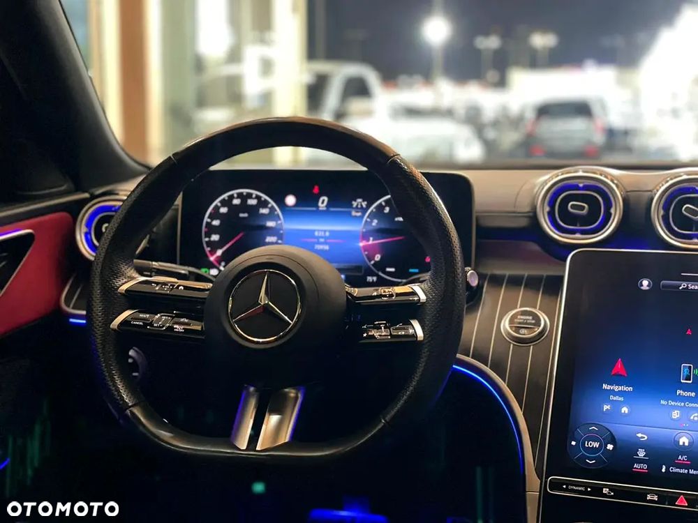 Mercedes-Benz Klasa C 300 4Matic 9G-TRONIC - 12