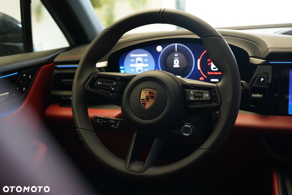 Porsche Macan 2025