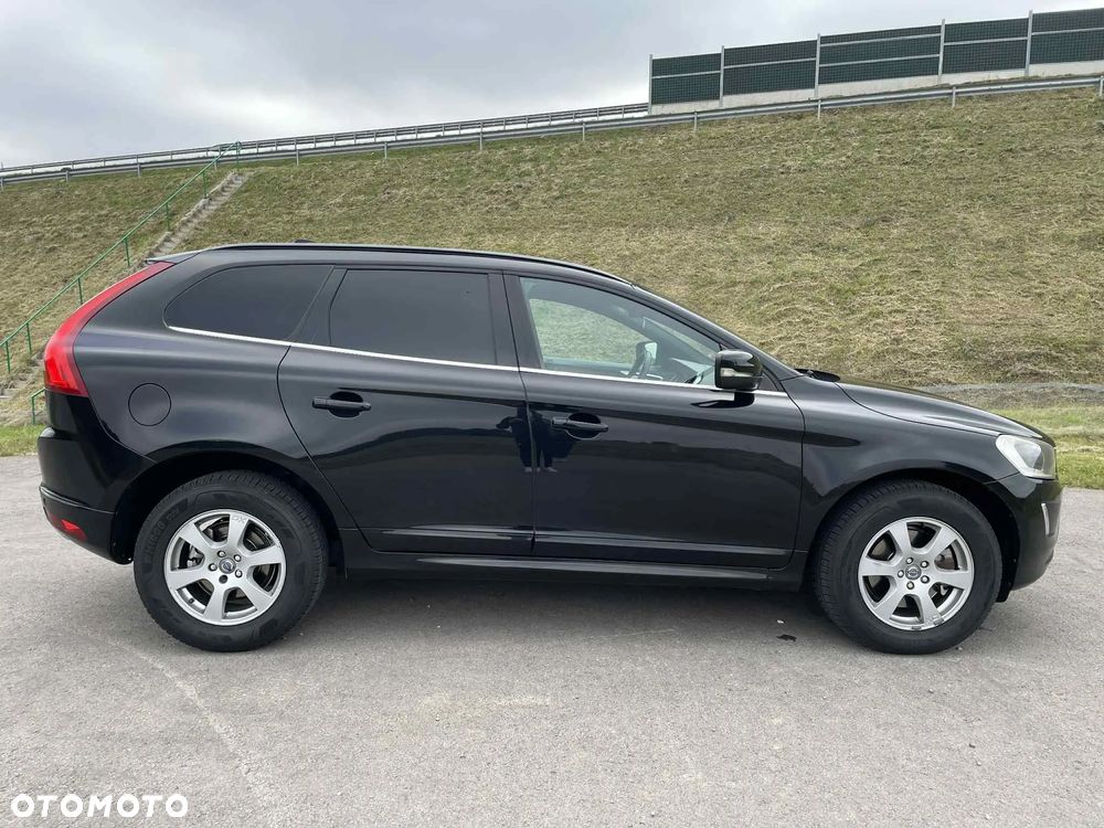 Volvo XC 60 D4 Drive-E Momentum - 11