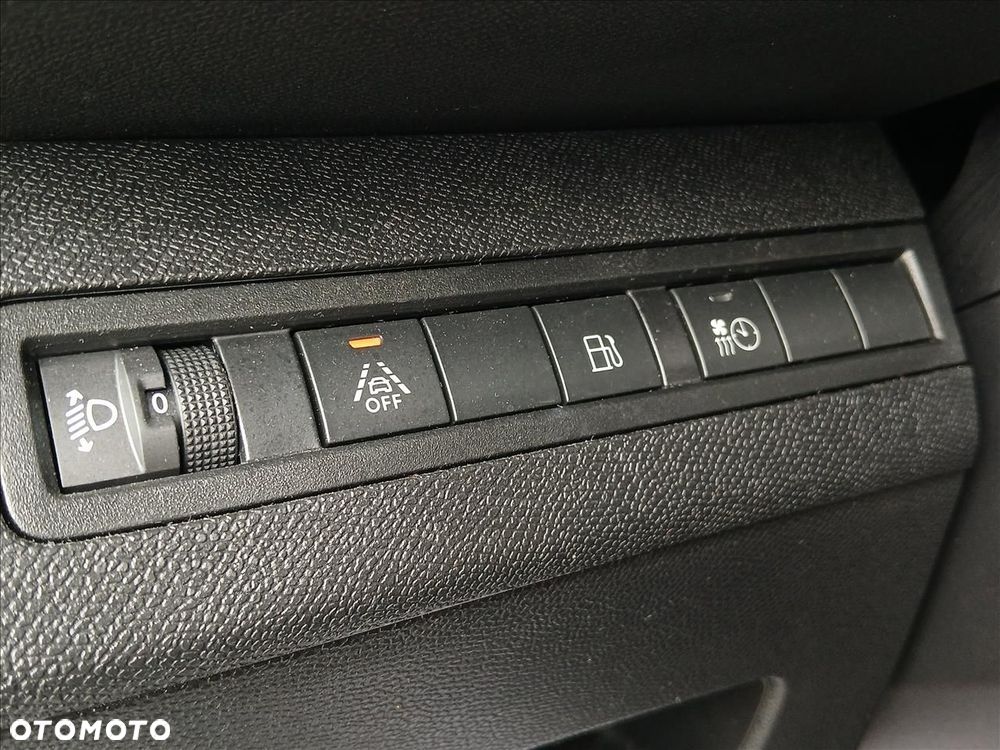 Peugeot 3008 - 17