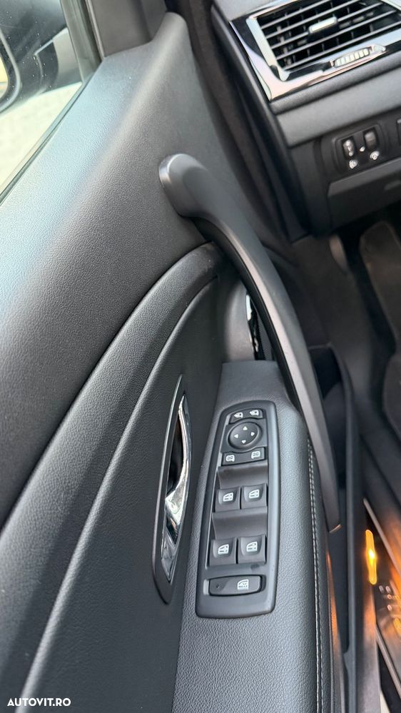 Renault Megane ENERGY dCi 130 Start & Stop Bose Edition - 23