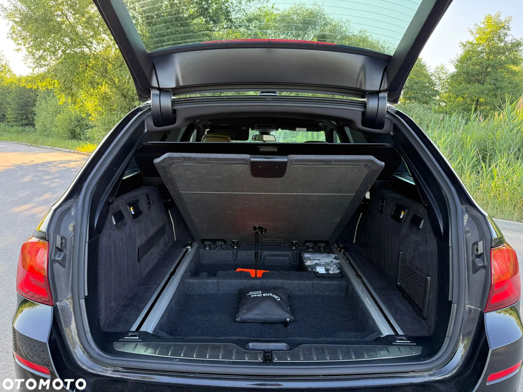 BMW Seria 5 520d Touring Luxury Line - 28