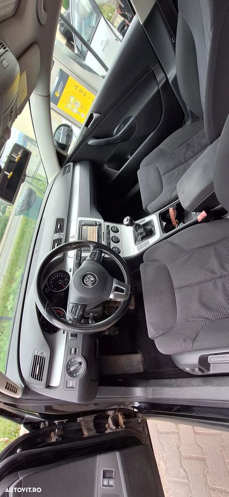 Volkswagen Passat - 3
