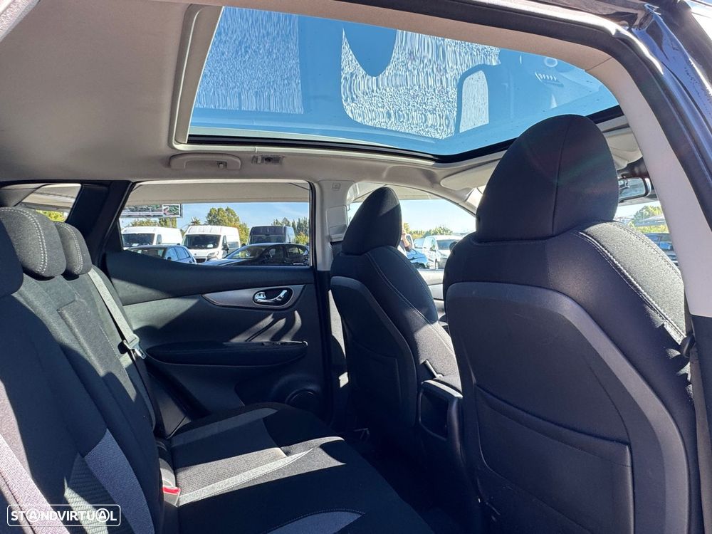 Nissan Qashqai 1.2 DIG-T N-Connecta Xtronic - 15
