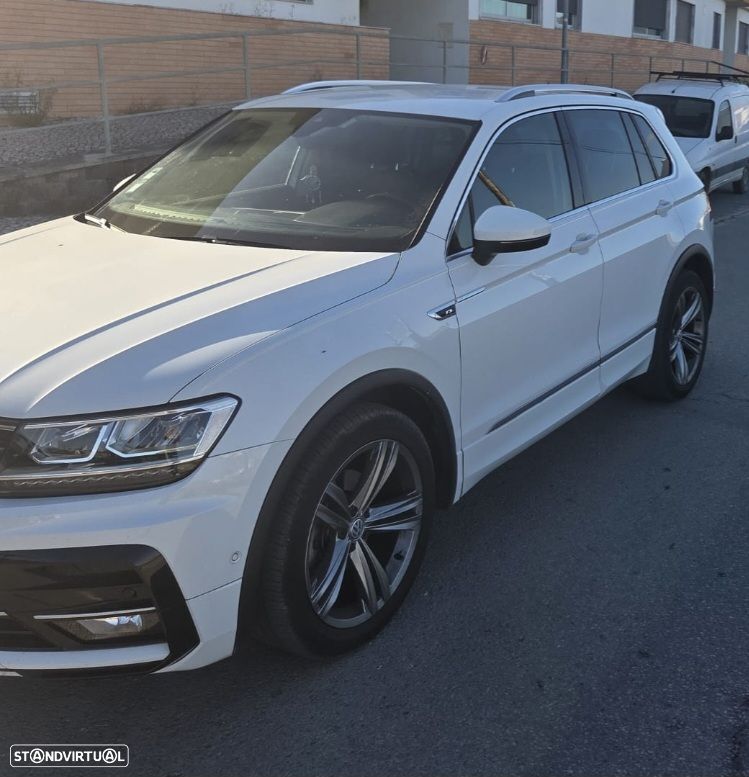 VW Tiguan 2.0 TDI R-Line - 2