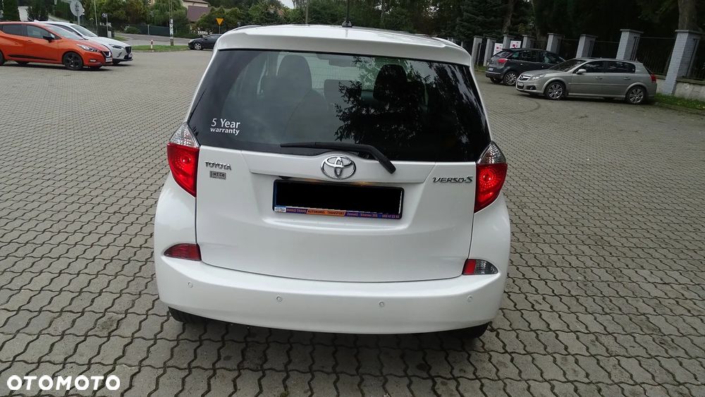 Toyota Verso S - 8