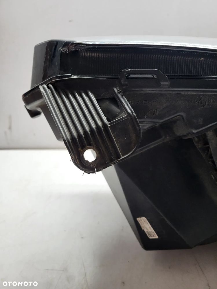 RENAULT MASTER IV 4 LAMPA PRAWY PRZÓD 260105567R - 8