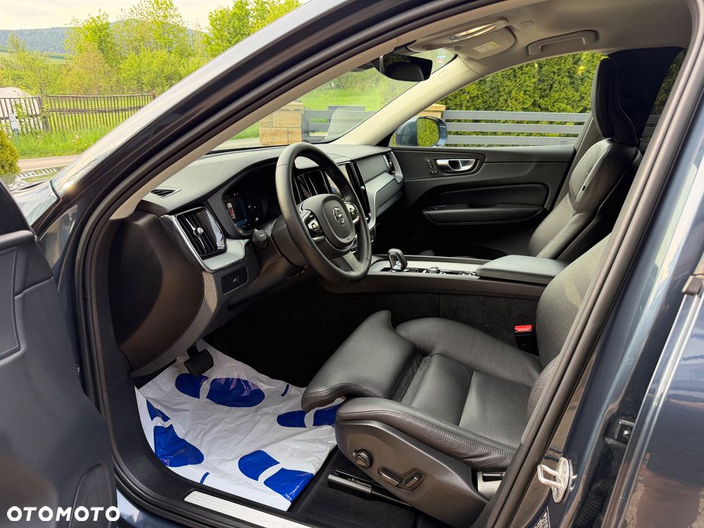 Volvo XC 60 B4 D AWD Inscription - 16