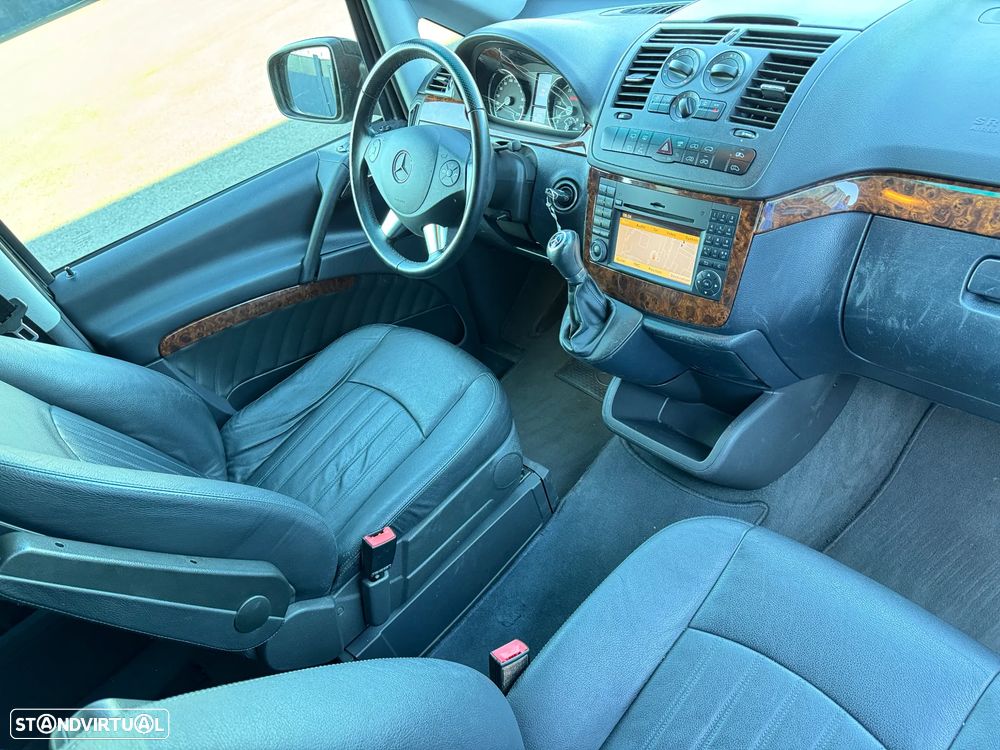 Mercedes-Benz Viano 2.2 CDI Ambiente Longo Auto. - 17