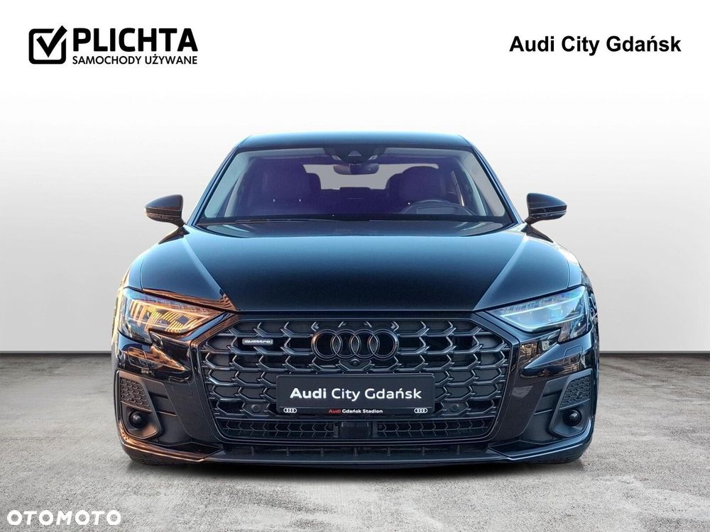 Audi A8 - 8