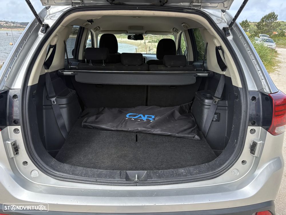 Mitsubishi Outlander 2.0 Kaiteki CVT - 10