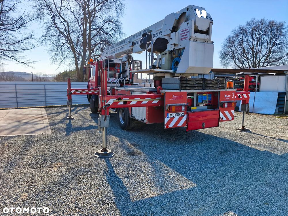 Mercedes-Benz SK 1834 - 6