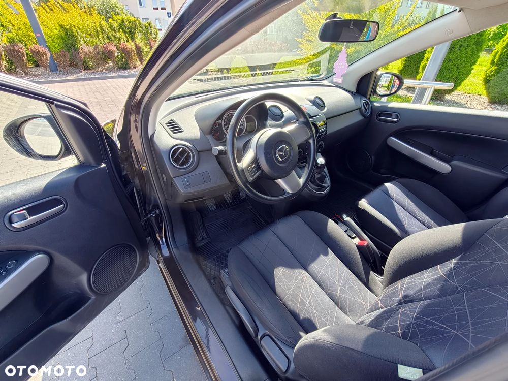 Mazda 2 1.3 Exclusive - 6