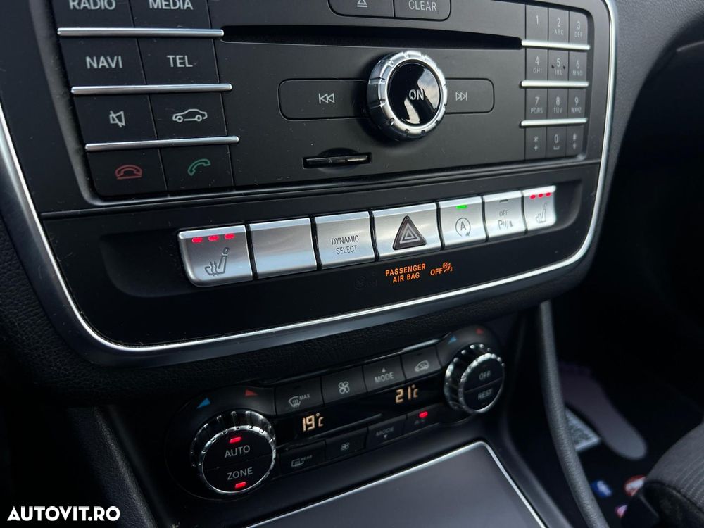Mercedes-Benz GLA - 14