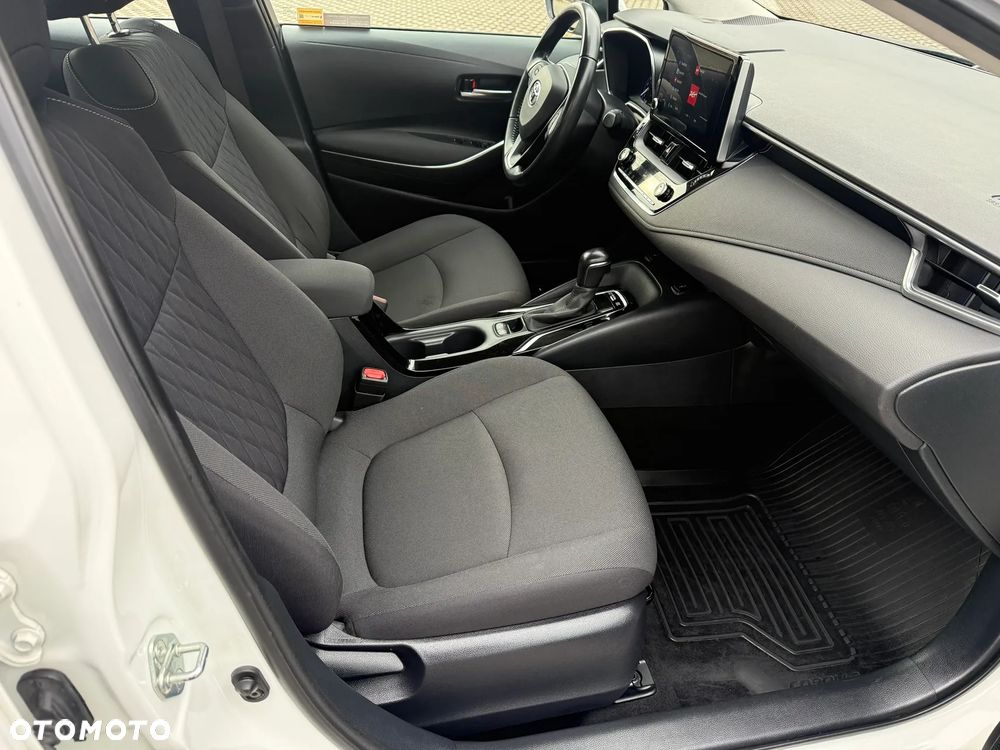 Toyota Corolla 1.8 Hybrid Comfort - 16