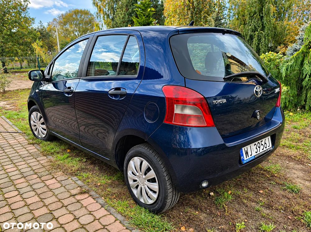 Toyota Yaris 1.0 Luna A/C - 4