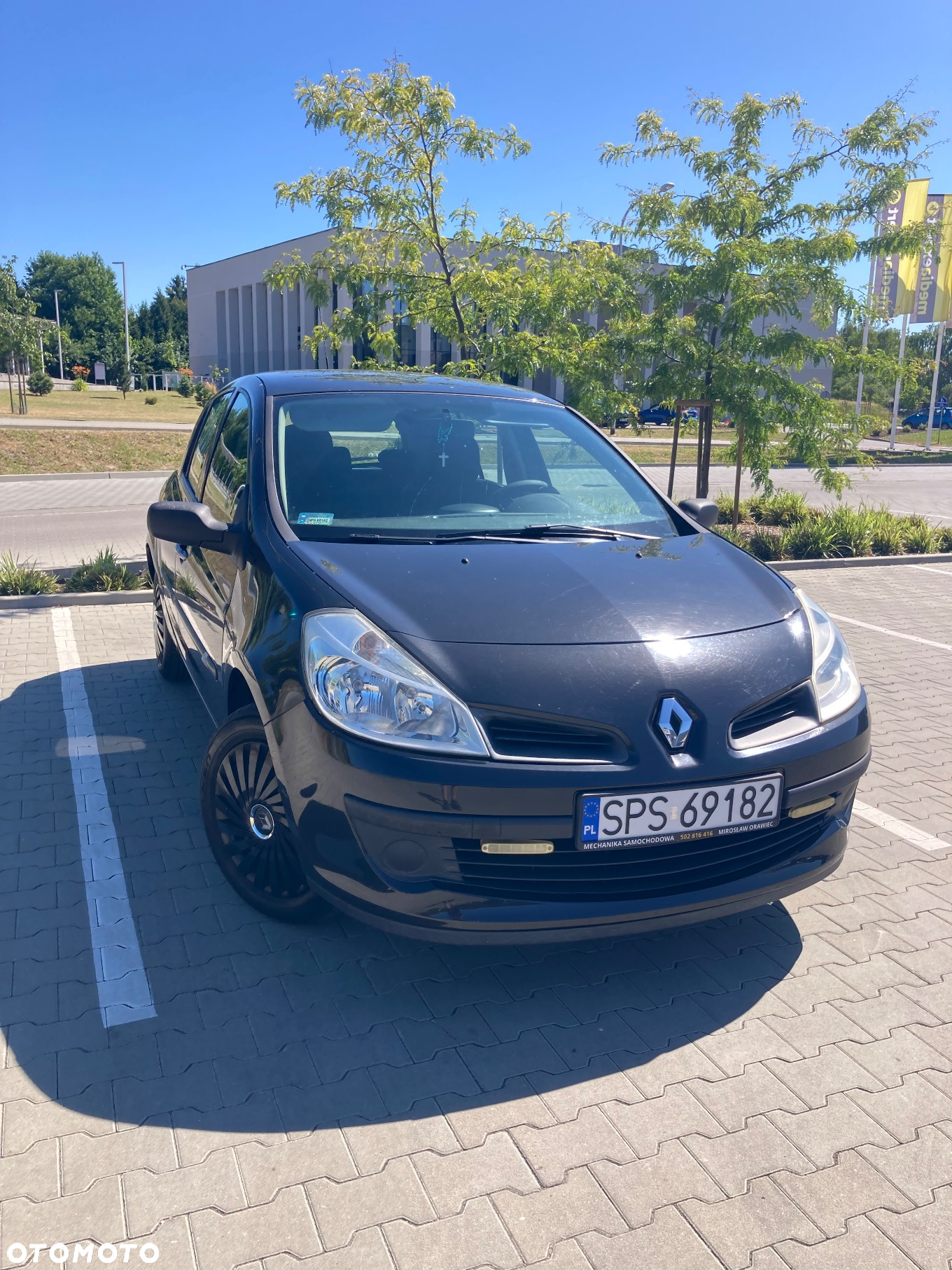 Renault Clio 1.2 16V Authentique - 8