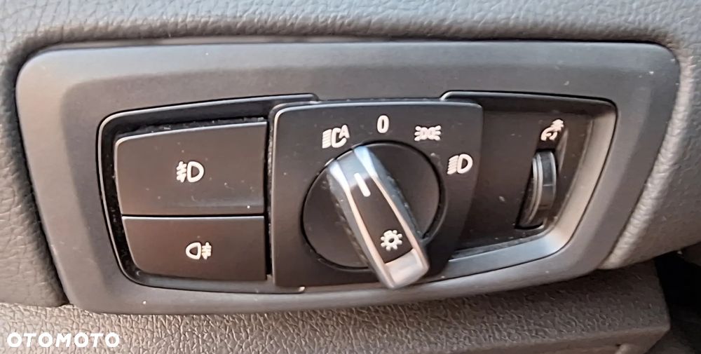 BMW Seria 2 218d Advantage sport - 7