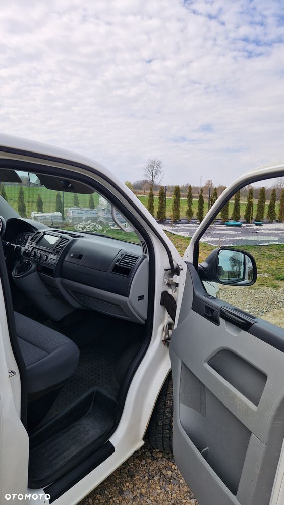 Volkswagen Transporter - 9