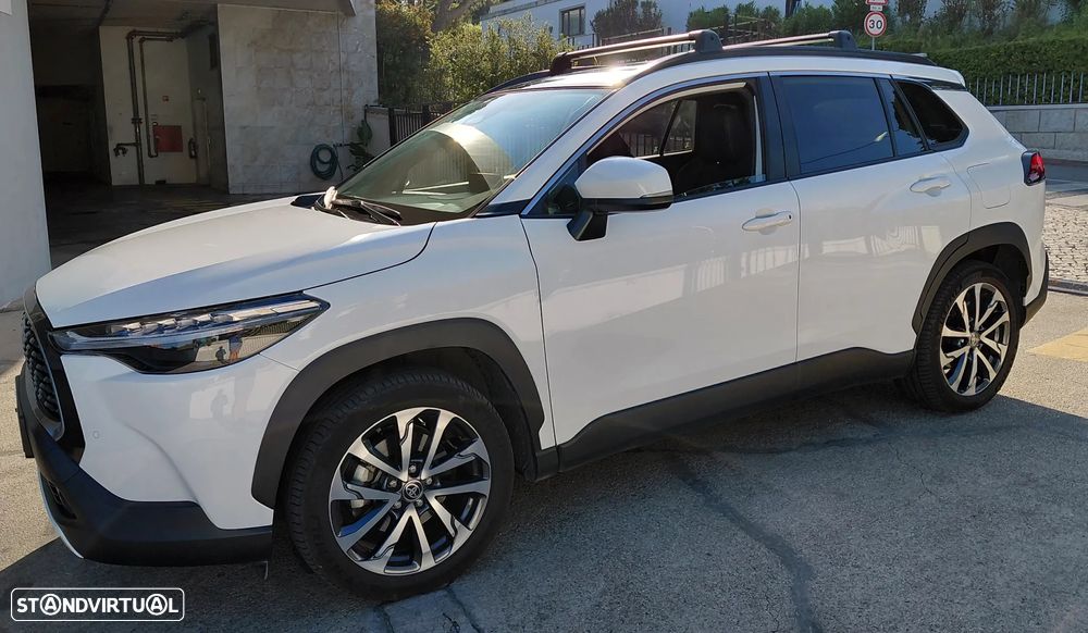 Toyota Corolla Cross 2.0 Hybrid Luxury - 2