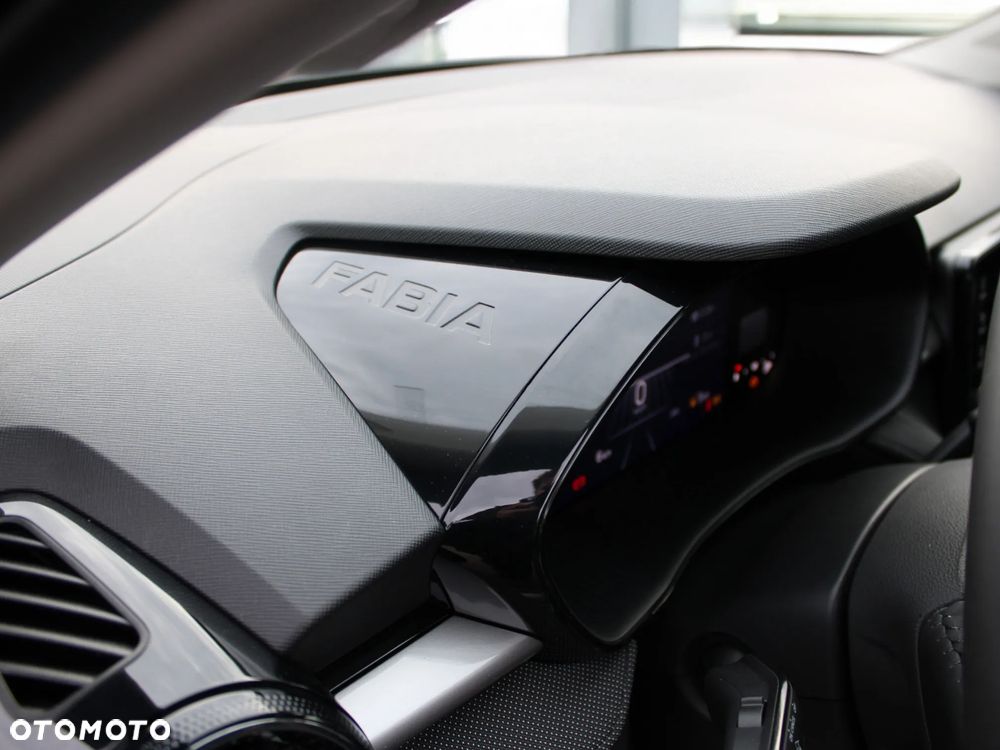Skoda Fabia 1.0 TSI Drive DSG - 14