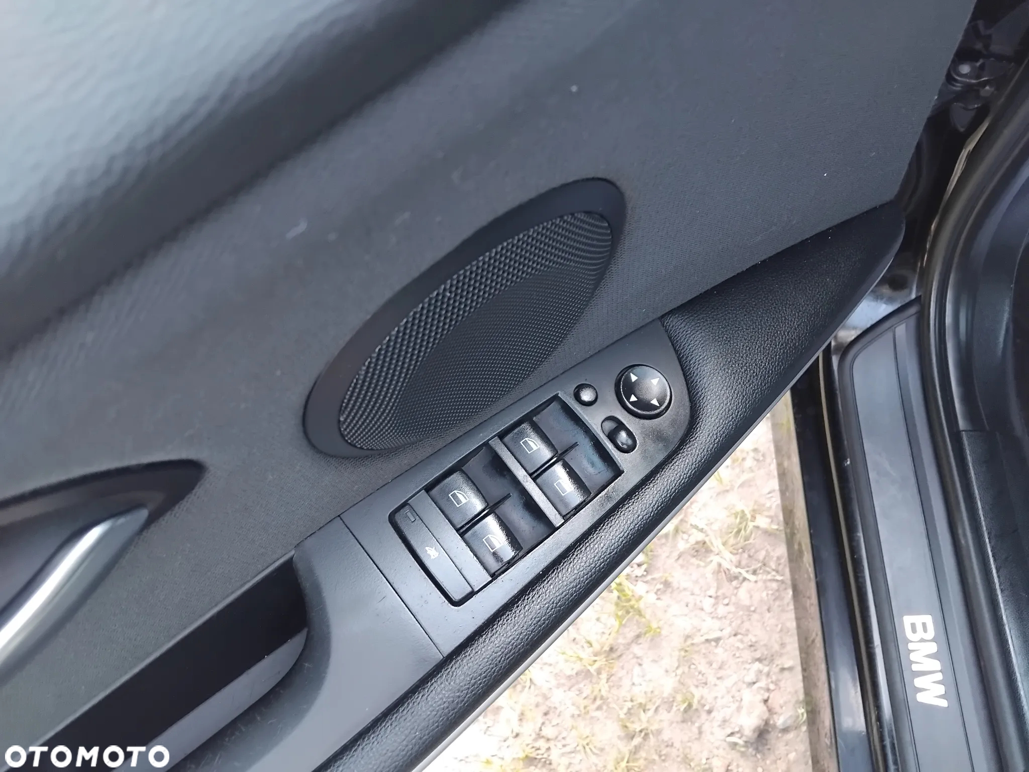 BMW Seria 3 318d - 11