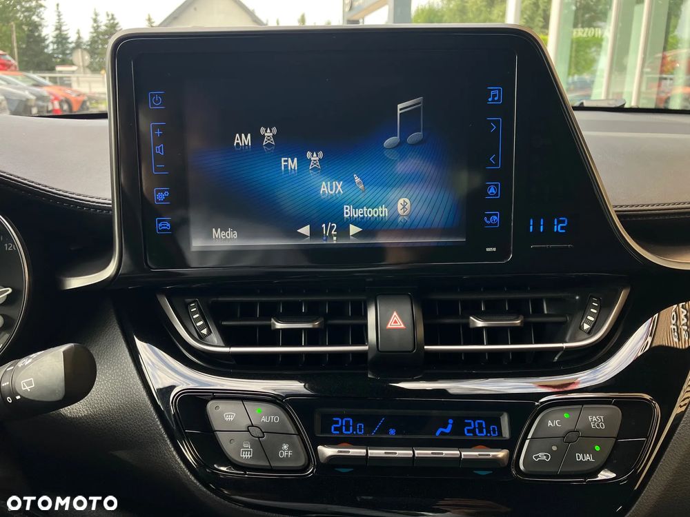 Toyota C-HR 1.2 T Premium - 24