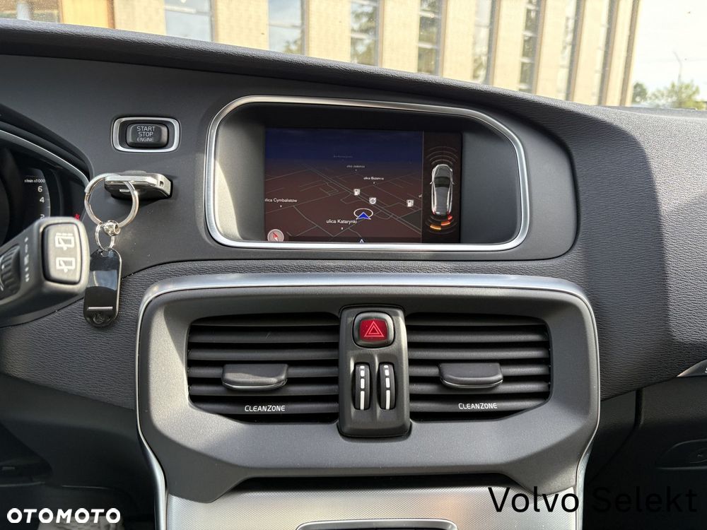 Volvo V40 - 12