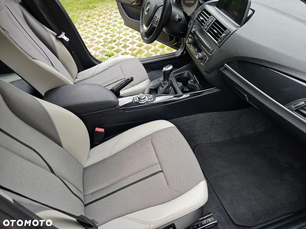 BMW Seria 1 118d DPF Edition Lifestyle - 11