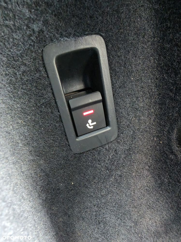 Audi Q3 35 TFSI S tronic - 32