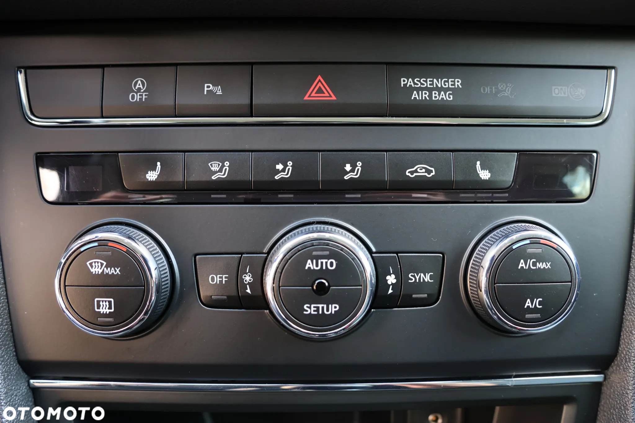 Seat Leon ST 1.4 TSI Start&Stop CONNECT - 24