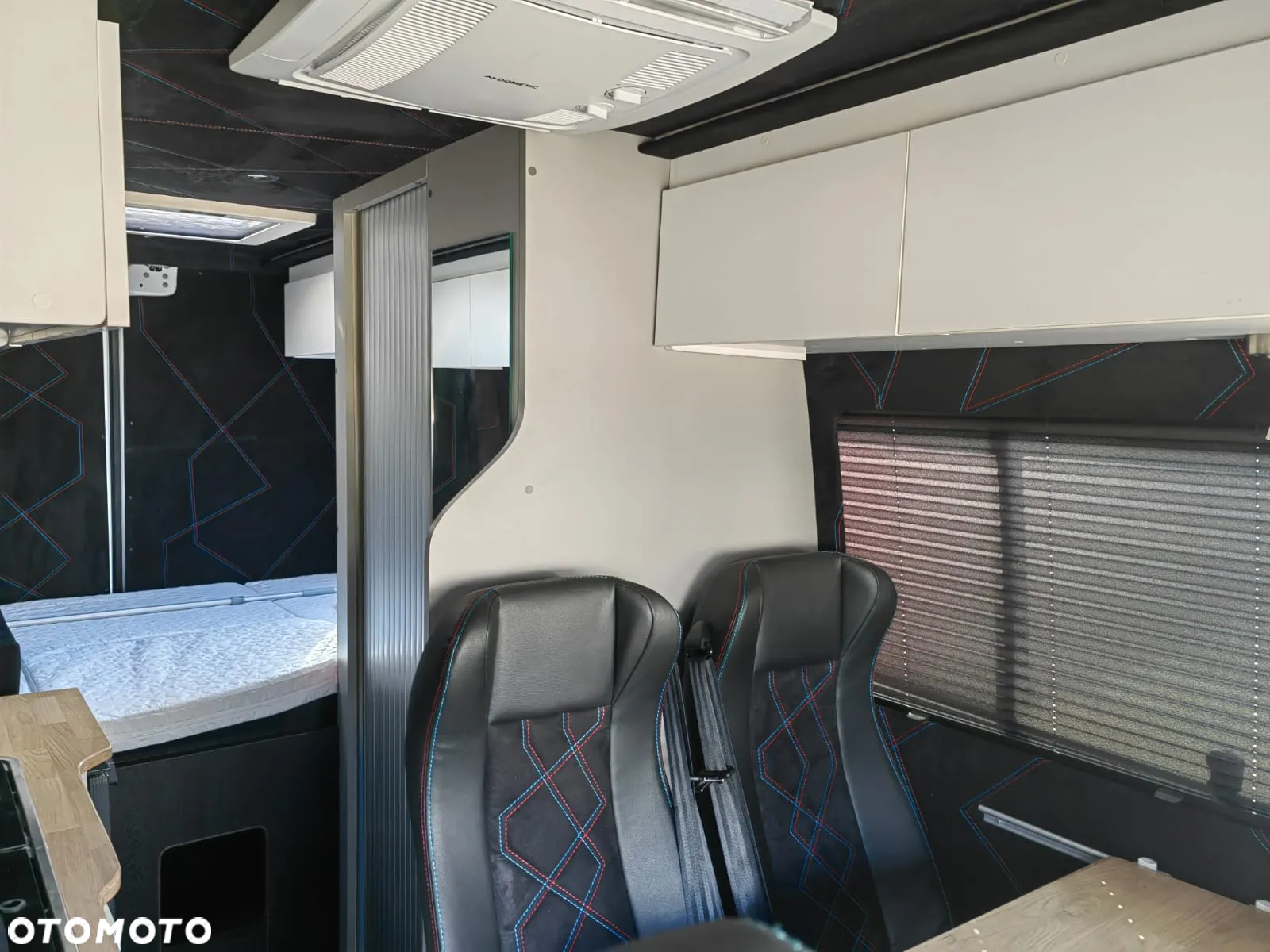 Mercedes-Benz Sprinter Campervan 4 os. Klima Postojowa VIP Napęd przedni - 19