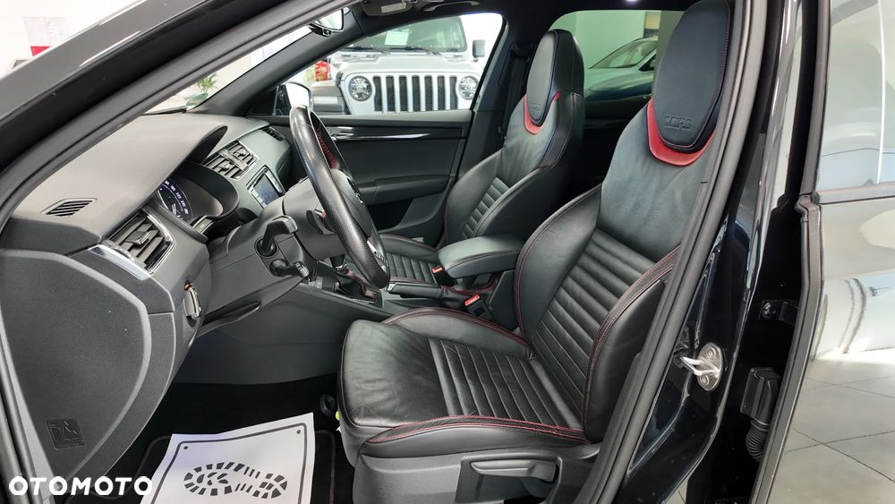 Skoda Octavia 2.0 TDI (Green tec) DSG RS - 12