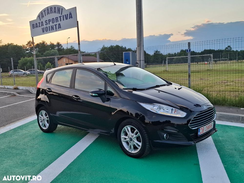 Ford Fiesta 1.0 EcoBoost S&S TITANIUM - 5