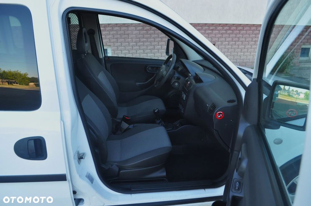 Opel Combo LONG - 27