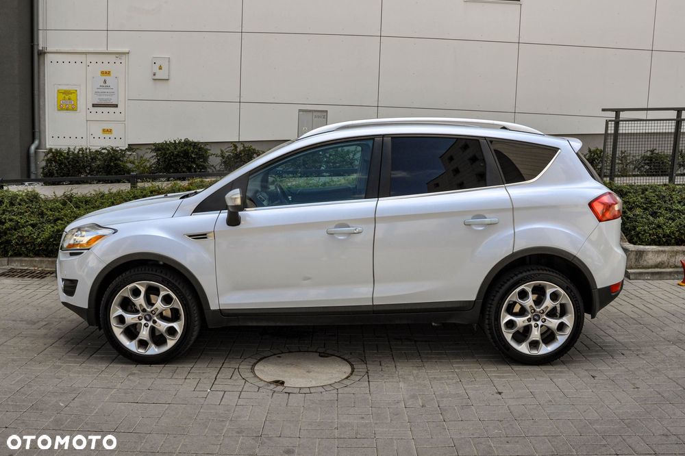 Ford Kuga - 2