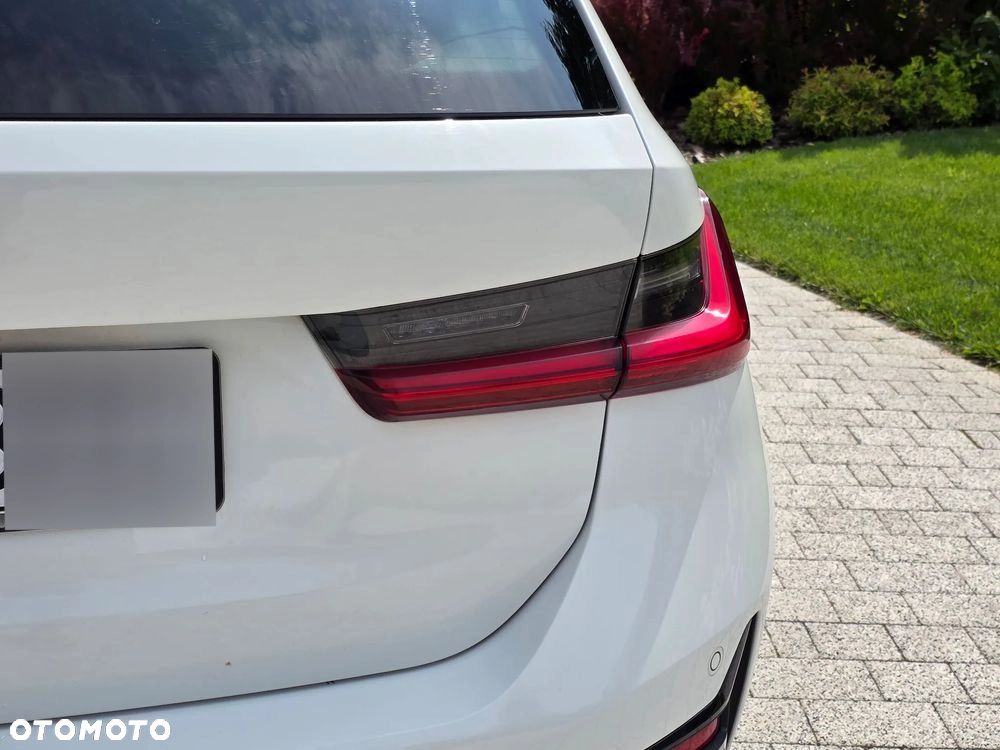 BMW Seria 3 318i M Sport sport - 8