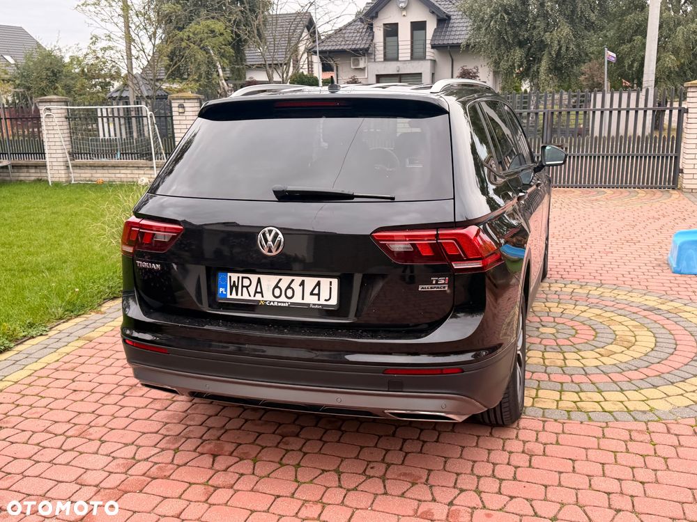 Volkswagen Tiguan - 10