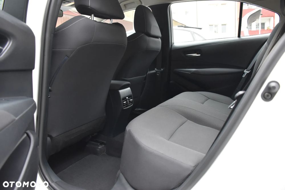 Toyota Corolla 1.6 Comfort - 23