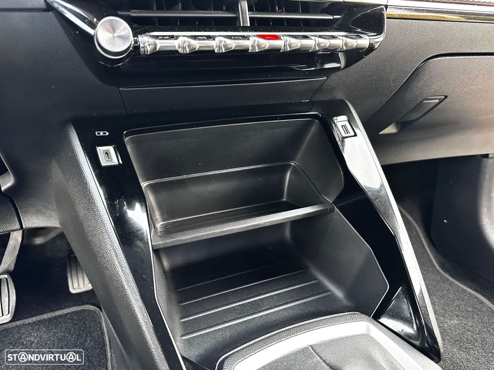 Peugeot 208 1.2 PureTech Active Pack - 20