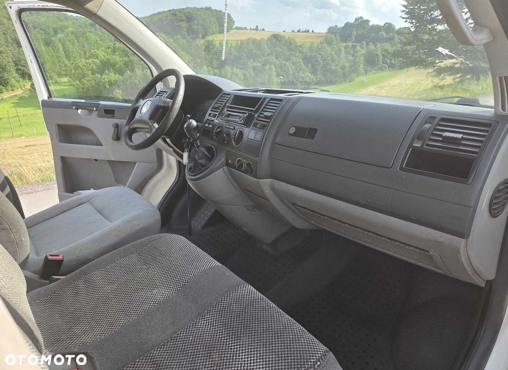 Volkswagen Transporter - 5