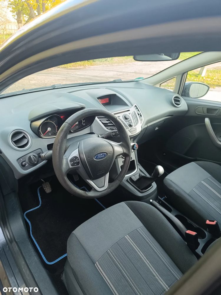 Ford Fiesta 1.25 Trend - 13