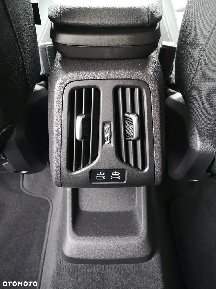 BMW Seria 2 218d GT Advantage - 24