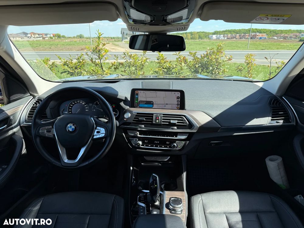 BMW X3 xDrive20i Aut. Luxury Line - 9