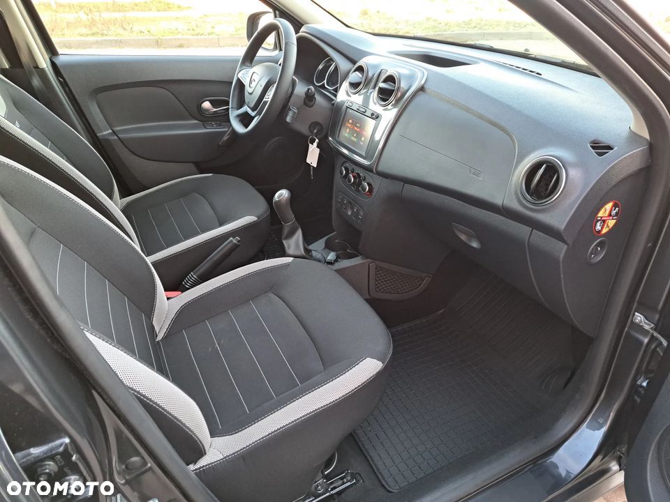 Dacia Sandero 0.9 TCe Laureate S&S - 10
