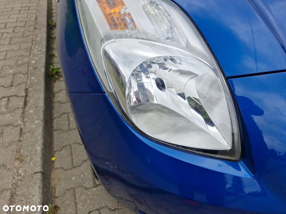Toyota Yaris 1.0 Luna A/C - 12