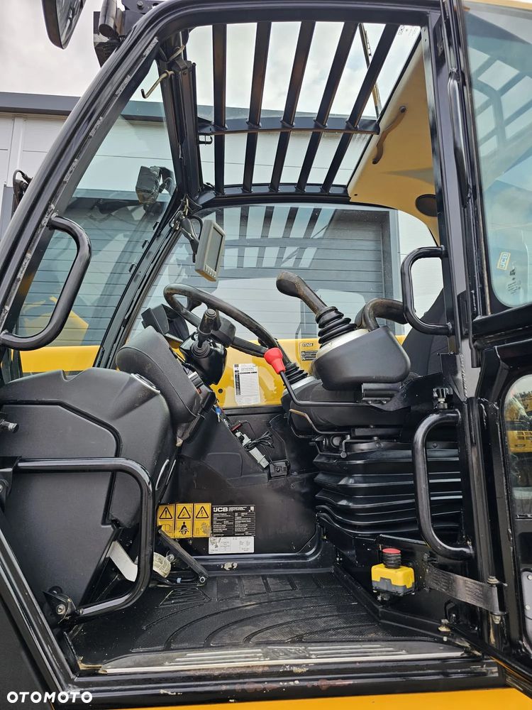 JCB 555P210R 2023r 874h - 11
