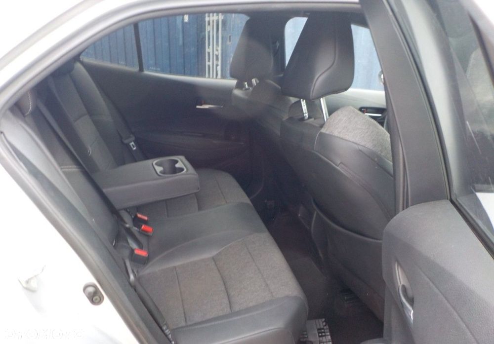 Toyota Corolla - 29